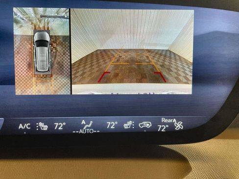 Used 2025 Buick Enclave Preferred image 14