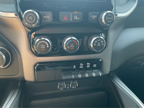 Used 2025 RAM 1500 Tradesman AWD/4WD image 8