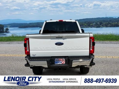 Used 2026 Ford F350 Lariat w/ Lariat Premium Package AWD/4WD image 4