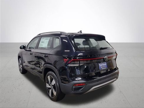New 2026 Volkswagen Taos S AWD/4WD image 11