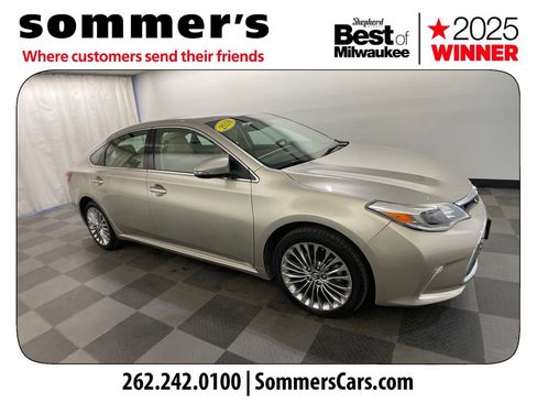 Used 2018 Toyota Avalon Limited image 7