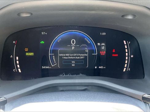 Used 2025 Toyota Camry SE FWD image 25
