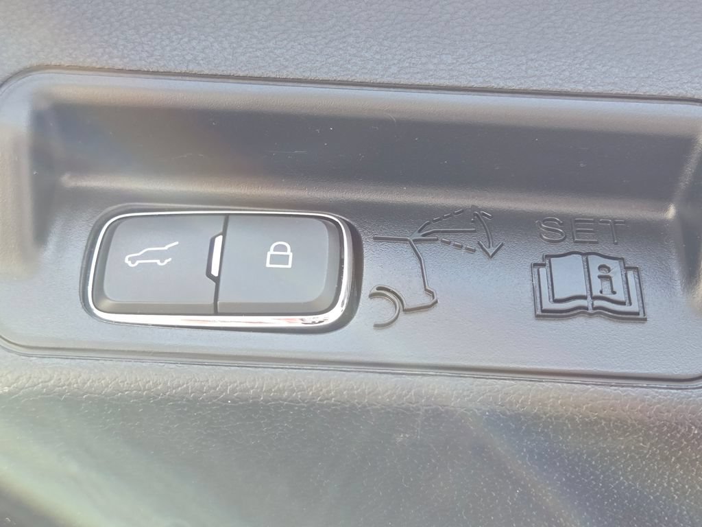 Used 2021 Ford Explorer ST w/ Equipment Group 401A AWD/4WD image 32