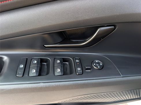 Used 2025 Hyundai Elantra N Line FWD image 19