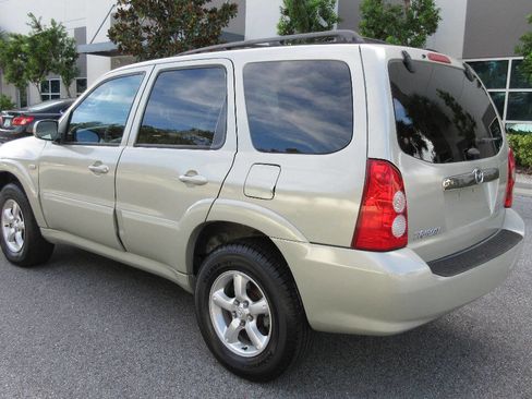 Used 2005 MAZDA Tribute s w/ Package 2 image 3