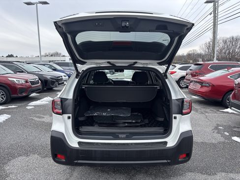 Used 2024 Subaru Outback Premium w/ Popular Package #1A image 5