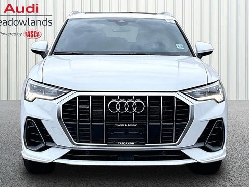 Used 2025 Audi Q3 2.0T Premium w/ Convenience Package image 2