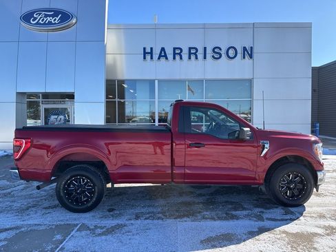 Used 2022 Ford F150 XLT image 4