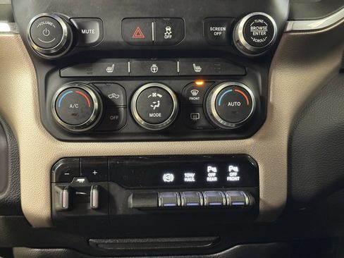 Used 2019 RAM 2500 Laramie image 36