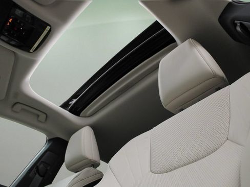 Used 2025 Lexus RX 350 Premium Plus w/ Convenience Package AWD/4WD image 38