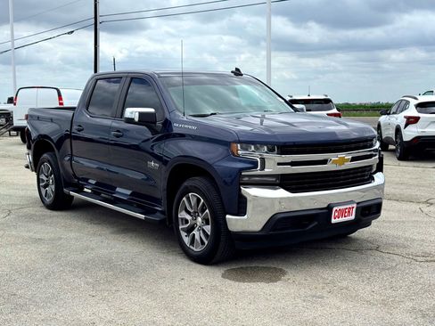 Used 2022 Chevrolet Silverado 1500 LT w/ Safety Package RWD image 4