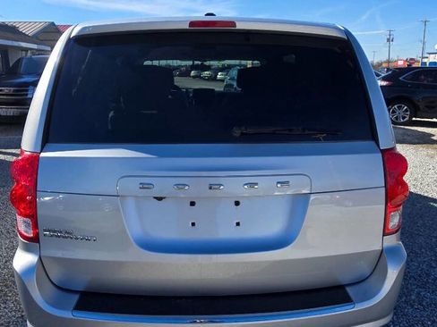 Used 2011 Dodge Grand Caravan Mainstreet w/ PWR Convenience Group image 13