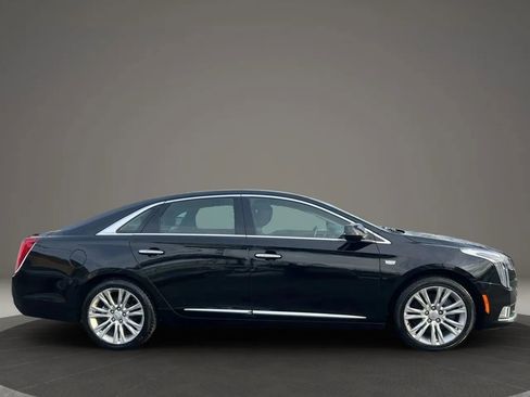 Used 2019 Cadillac XTS Luxury image 4