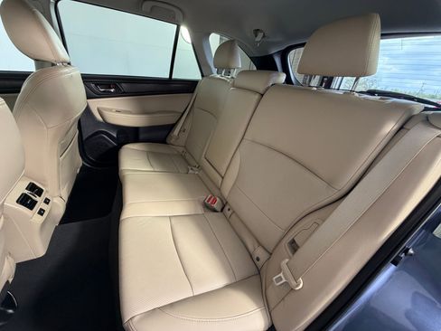 Used 2017 Subaru Outback 2.5i Limited image 29