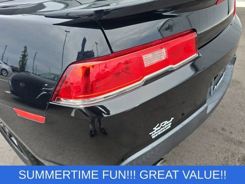 Used 2015 Chevrolet Camaro LT RWD image 17