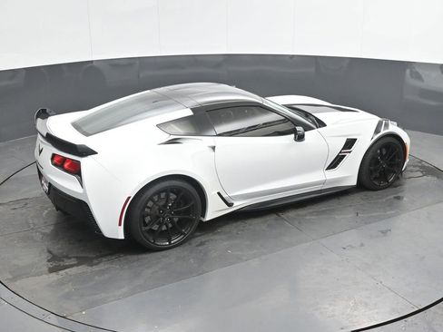 Used 2017 Chevrolet Corvette Grand Sport RWD image 32
