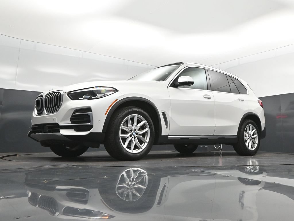Certified 2023 BMW X5 sDrive40i RWD image 38