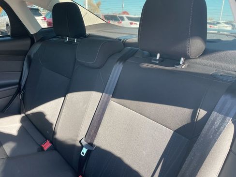 Used 2015 Ford Focus SE w/ SE Sport Package image 28