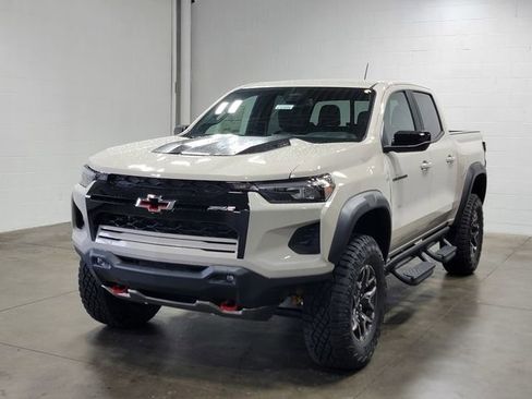 New 2026 Chevrolet Colorado ZR2 AWD/4WD image 2