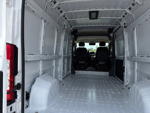 New 2026 RAM ProMaster 2500 w/ Convenience Group FWD image 22