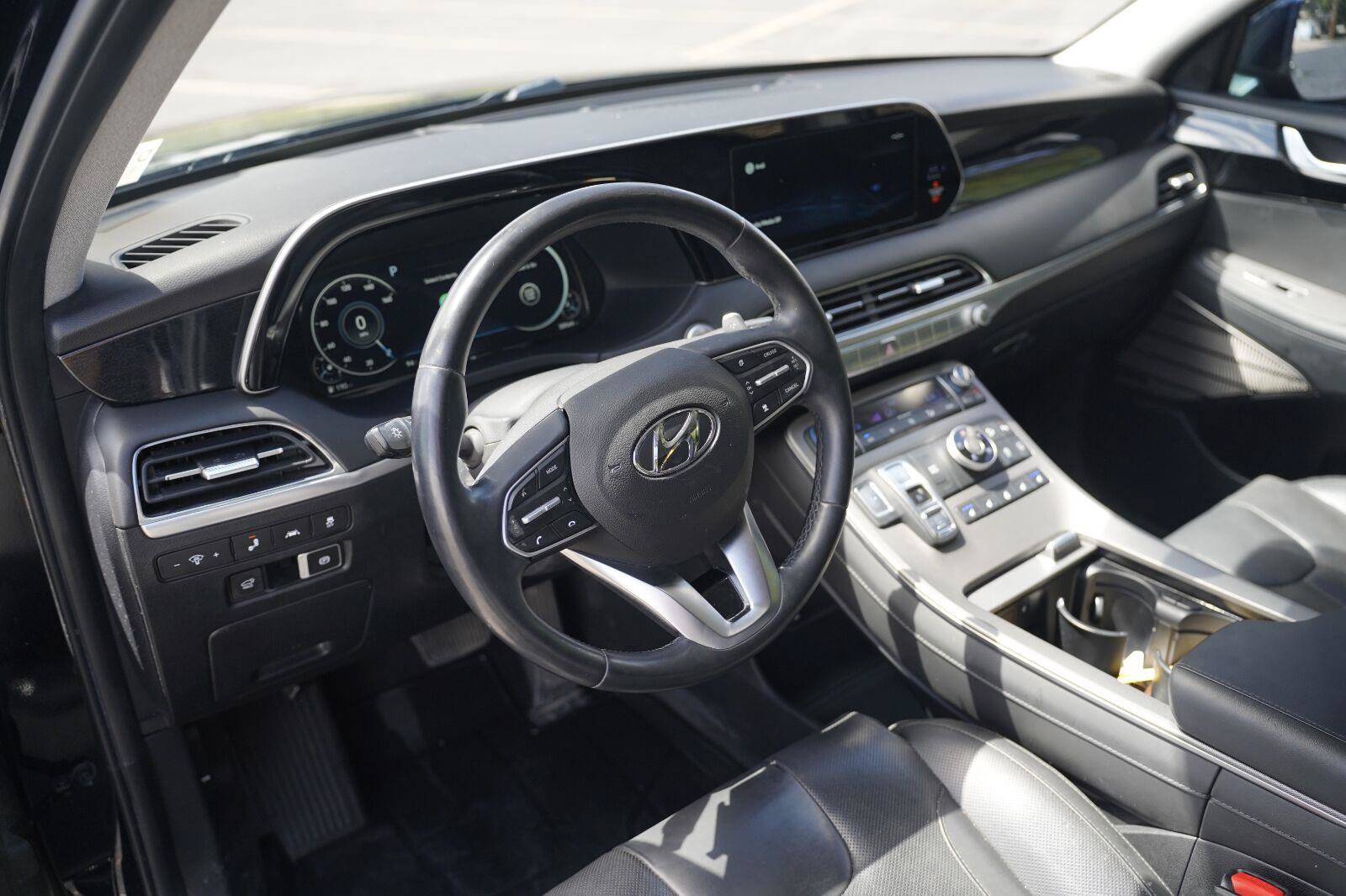 Used 2022 Hyundai Palisade Limited AWD/4WD image 9