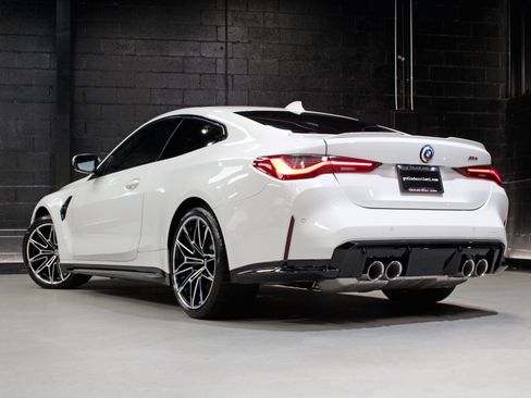 Used 2023 BMW M4 Coupe RWD image 15