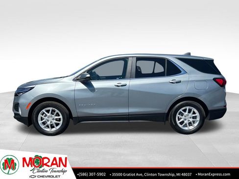 Certified 2024 Chevrolet Equinox LT FWD image 3