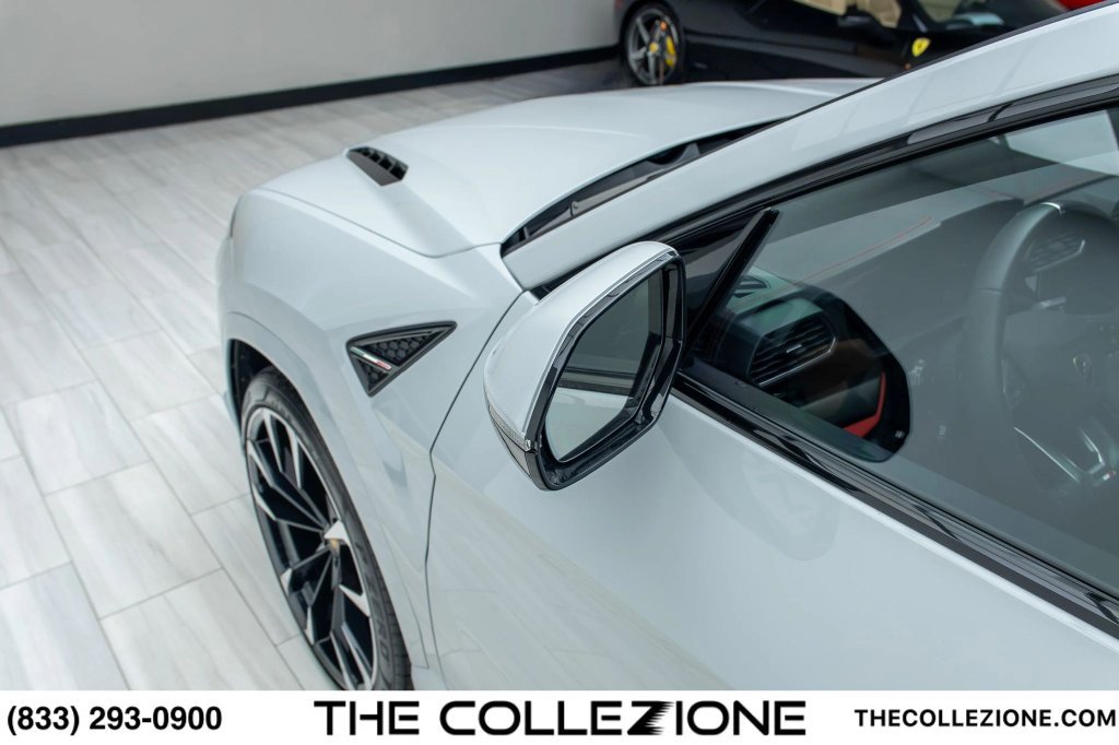 Used 2024 Lamborghini Urus S AWD/4WD image 15