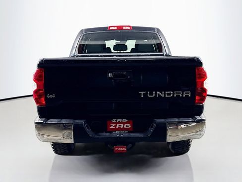 Used 2018 Toyota Tundra SR5 w/ TRD Off Road Package image 5