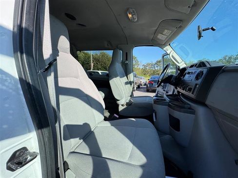 Used 2013 Ford E-350 and Econoline 350 XL image 16