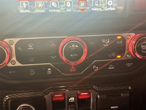 Used 2020 Jeep Gladiator Rubicon image 17