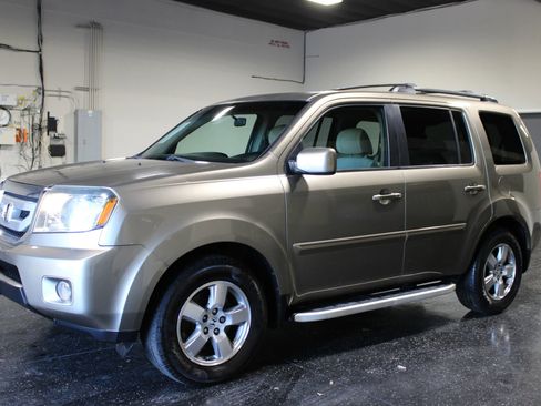 Used 2011 Honda Pilot EX image 6