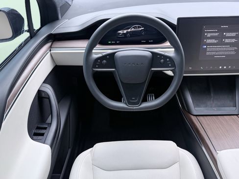 Used 2023 Tesla Model X AWD/4WD image 70
