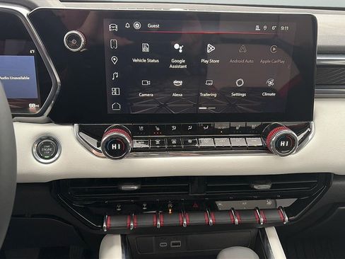 New 2025 GMC Canyon AT4 w/ AT4X AEV Edition AWD/4WD image 15