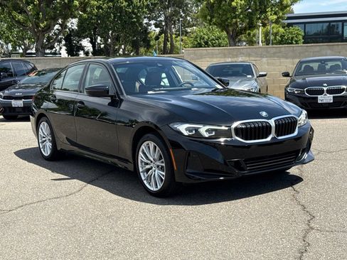 Used 2023 BMW 330i Sedan w/ Premium Package RWD image 6