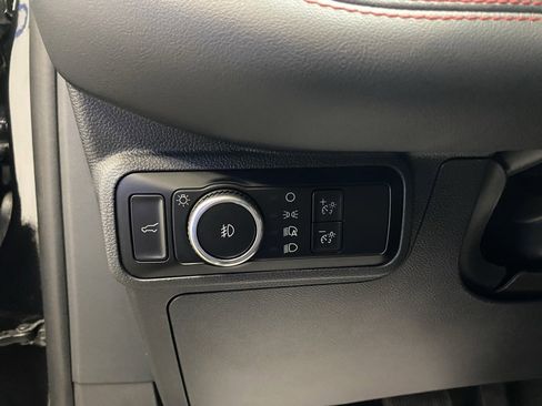 Used 2025 Ford Explorer ST-Line w/ ST-Line Street Pack image 27