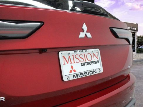 New 2026 Mitsubishi Outlander SE FWD image 4