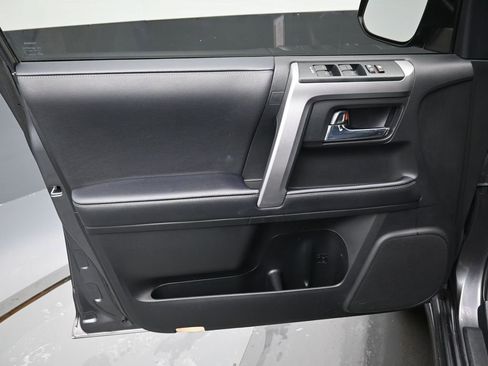 Certified 2022 Toyota 4Runner TRD Sport image 11