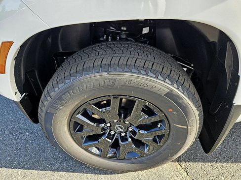 New 2026 Nissan Frontier SV w/ SV Convenience Package image 18