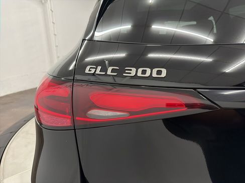 New 2026 Mercedes-Benz GLC 300 image 11