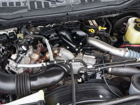 Used 2019 Ford F250 XLT image 11