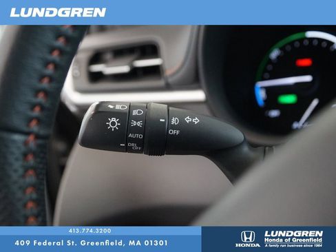 Used 2022 Toyota Sienna XSE w/ XSE Plus Package AWD/4WD image 19