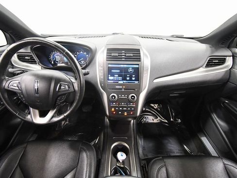 Used 2015 Lincoln MKC FWD image 3