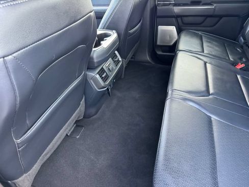 Used 2024 Ford F150 Lariat w/ Equipment Group 502A High AWD/4WD image 19