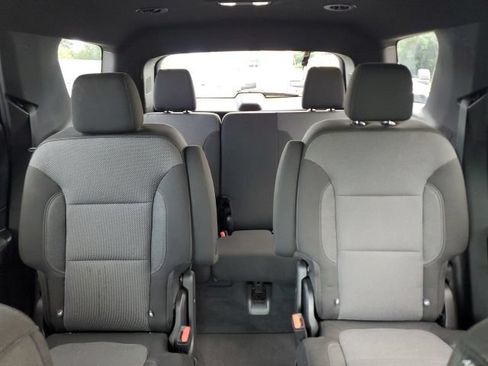 Used 2023 Chevrolet Traverse LT AWD/4WD image 13