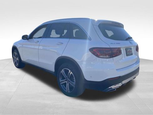 Used 2021 Mercedes-Benz GLC 300 4MATIC image 4