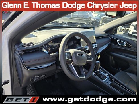 New 2026 Jeep Compass Trailhawk image 8