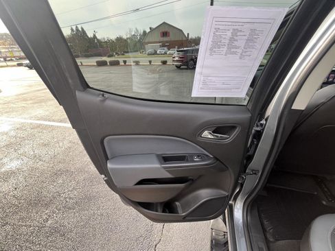 Used 2018 Chevrolet Colorado Z71 image 19