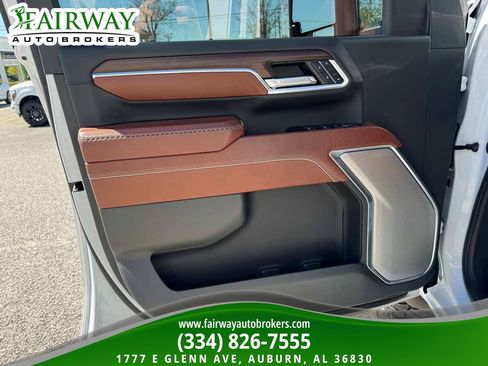 Used 2024 GMC Sierra 2500 Denali Ultimate image 28