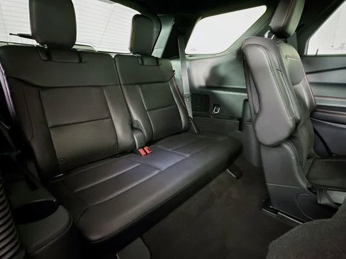 Used 2023 Ford Explorer ST-Line w/ Class IV Trailer Tow Package image 32